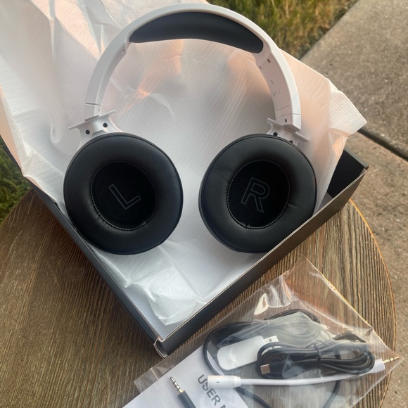 Wireless Gaming Headset. - Picture 4 of 6